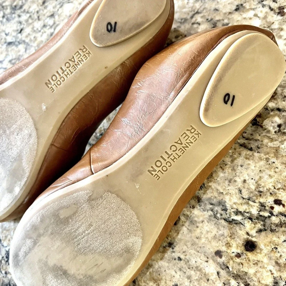 Kenneth Cole Reaction Ballet Flats 8.5 M Whiskey Brown Leatherette; Flower Bow